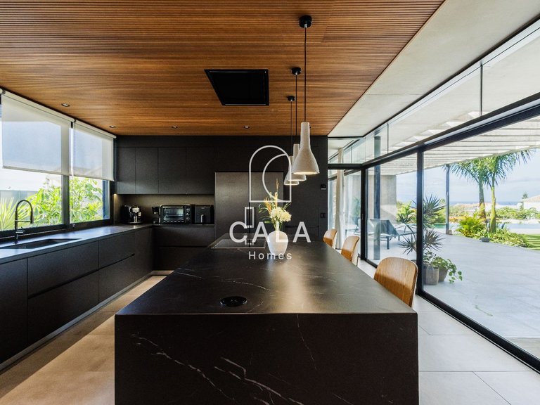 Villa for Sale in Playa Paraíso, Tenerife 44