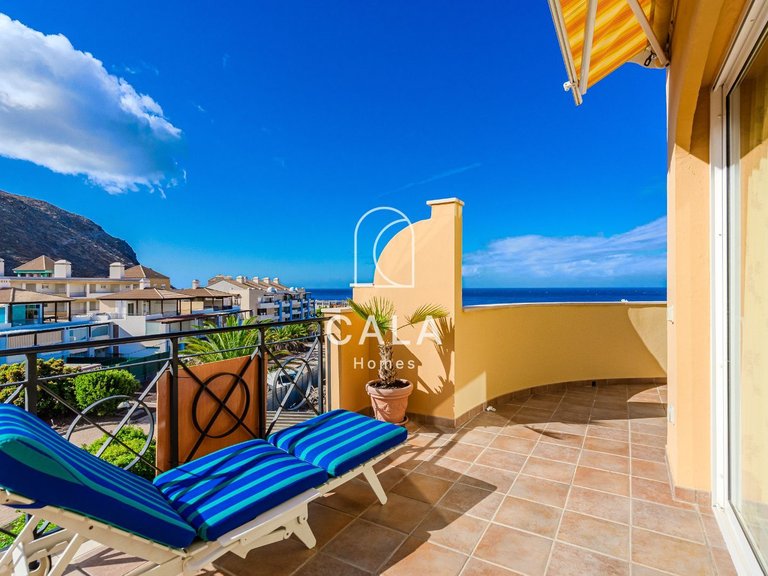 Apartment for Sale in Playa De Los Cristianos, Tenerife 18