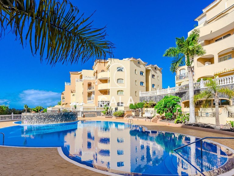 Apartment for Sale in Playa De Los Cristianos, Tenerife 24