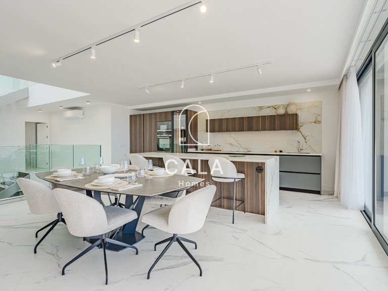 Villa for Sale in Costa Adeje, Tenerife 2