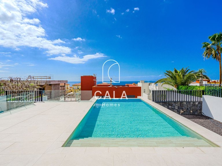 Villa for Sale in Costa Adeje, Tenerife 36