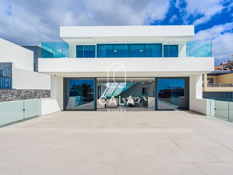 Villa for Sale in Costa Adeje, Tenerife 39