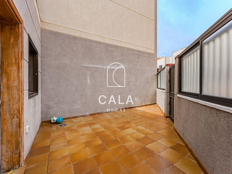 Town House for Sale in El Medano, Tenerife 5