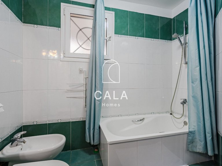 Apartment for Sale in Playa De Los Cristianos, Tenerife 15