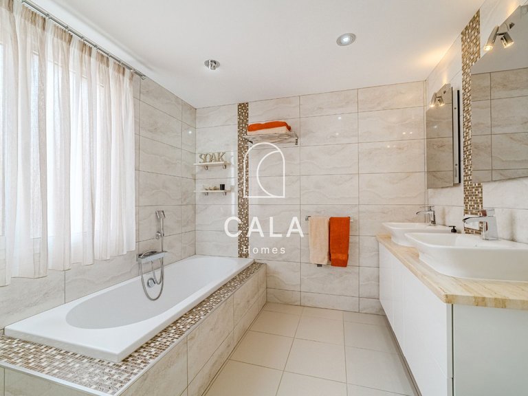 Town House for Sale in Costa Adeje, Tenerife 13