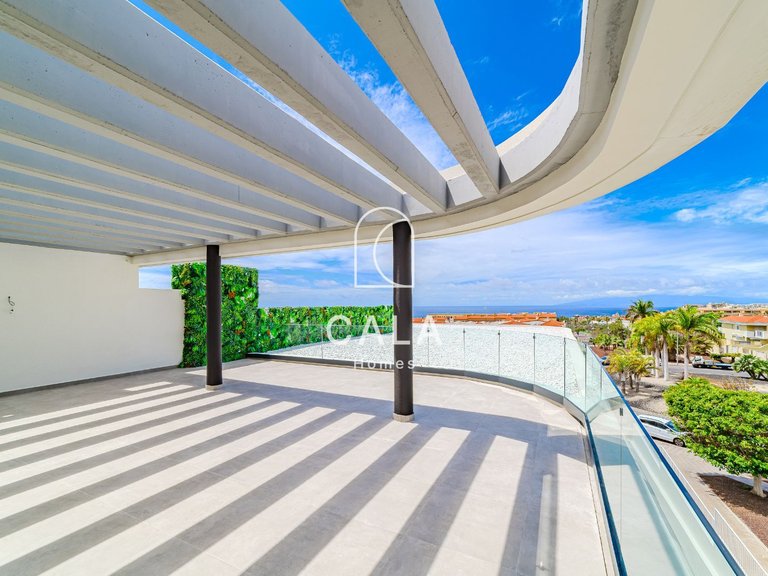 Penthouse for Sale in Costa Adeje, Tenerife 9