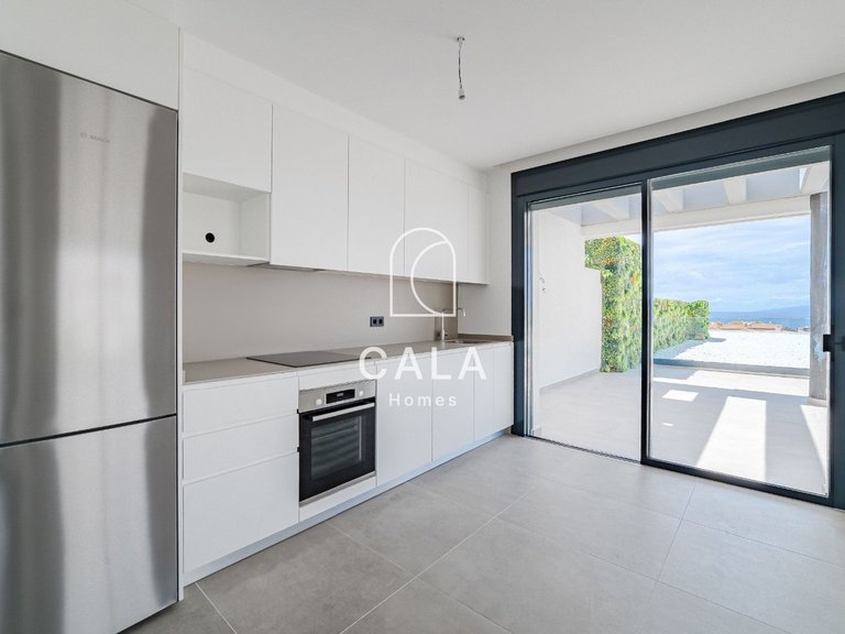 Penthouse for Sale in Costa Adeje, Tenerife 16