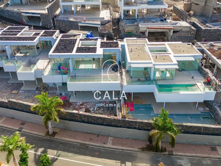 Villa for Sale in Costa Adeje, Tenerife 8