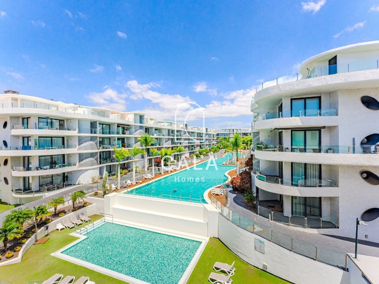 Penthouse for Sale in Palm-mar, Tenerife 3