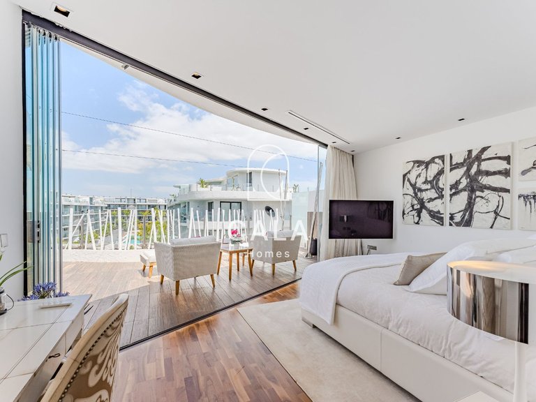 Penthouse for Sale in Palm-mar, Tenerife 1
