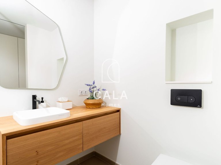 Villa for Sale in Abama, Tenerife 28