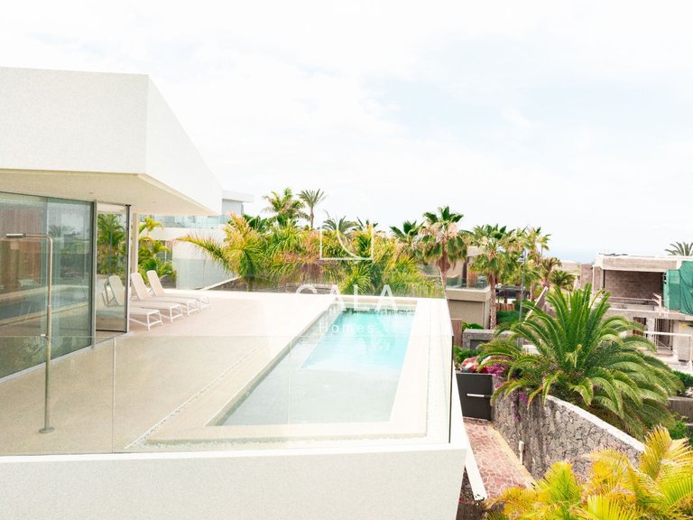 Villa for Sale in Abama, Tenerife 4