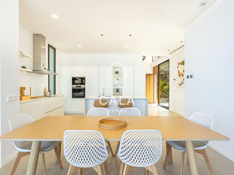 Villa for Sale in Abama, Tenerife 6