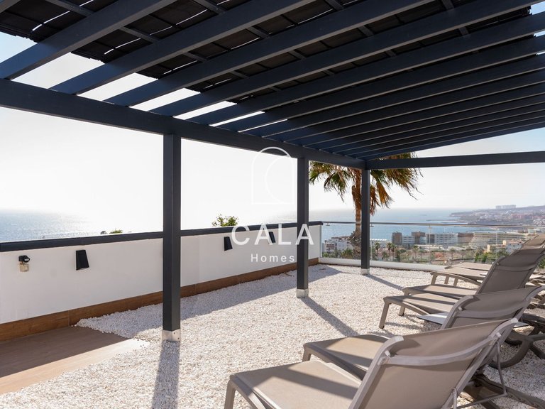 Villa for Sale in San Eugenio Alto, Tenerife 23