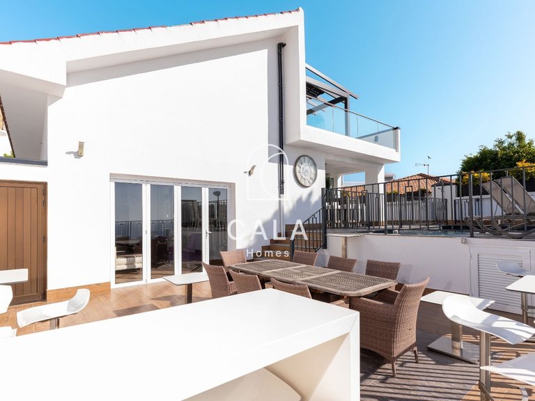 Villa for Sale in San Eugenio Alto, Tenerife 11