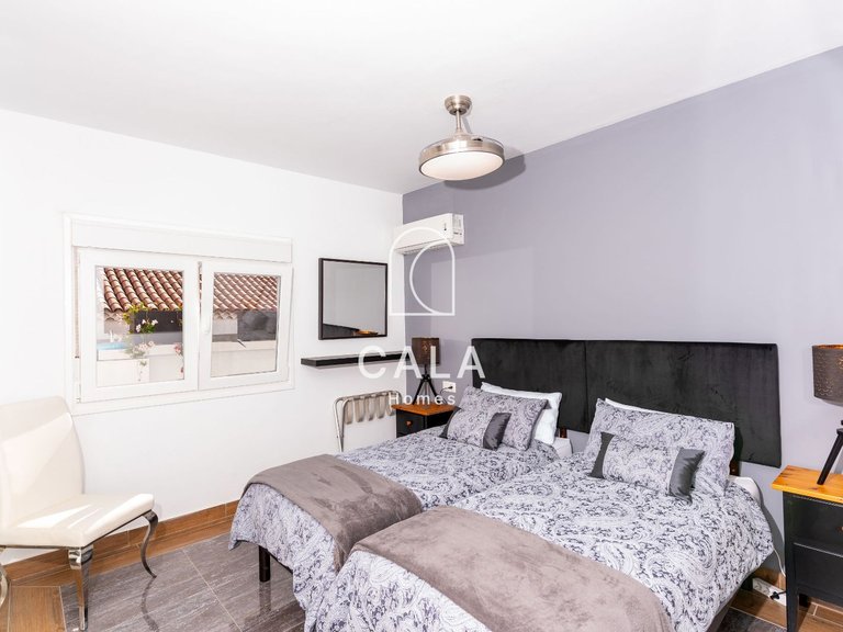 Villa for Sale in San Eugenio Alto, Tenerife 32