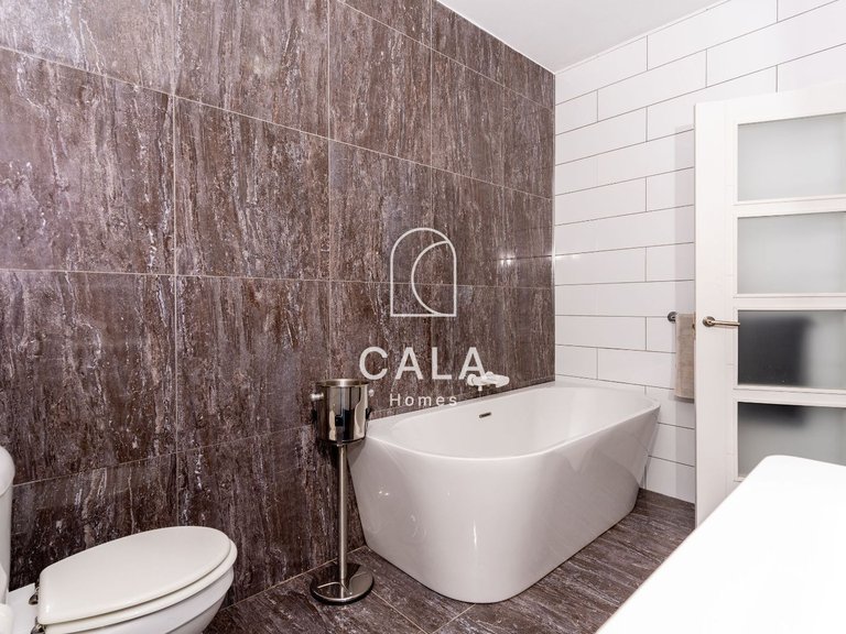 Villa for Sale in San Eugenio Alto, Tenerife 42