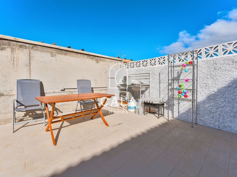 Villa for Sale in Puerto De Santiago, Tenerife 12