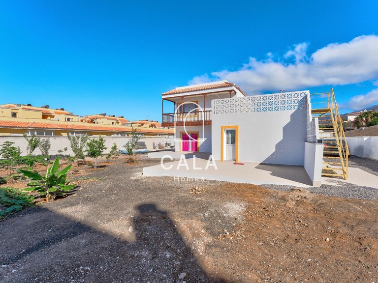 Villa for Sale in Puerto De Santiago, Tenerife 19