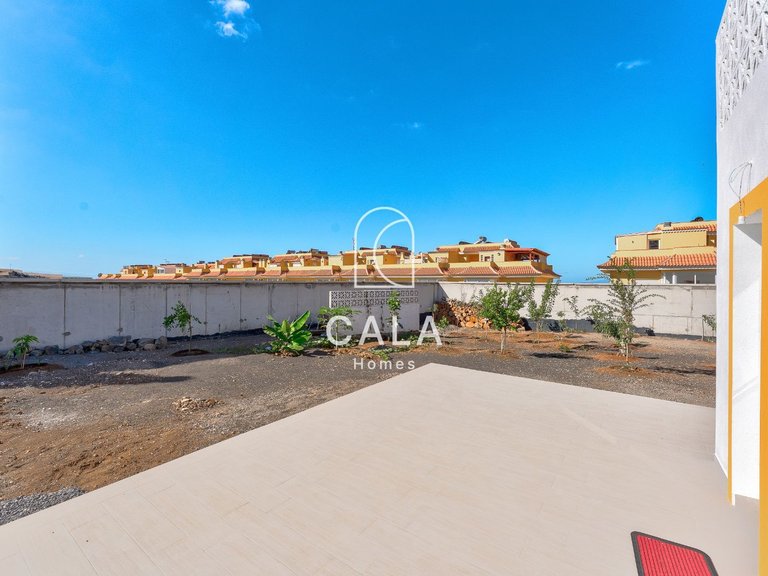 Villa for Sale in Puerto De Santiago, Tenerife 20
