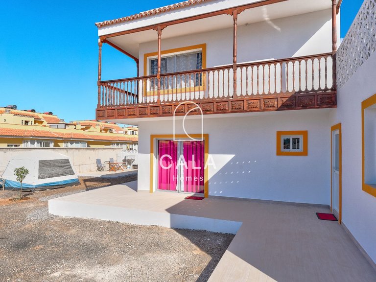 Villa for Sale in Puerto De Santiago, Tenerife 22