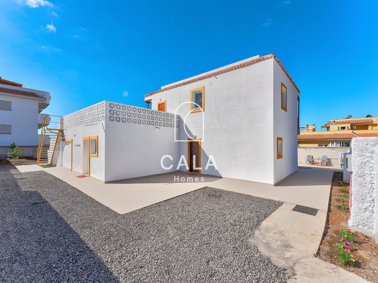 Villa for Sale in Puerto De Santiago, Tenerife 26