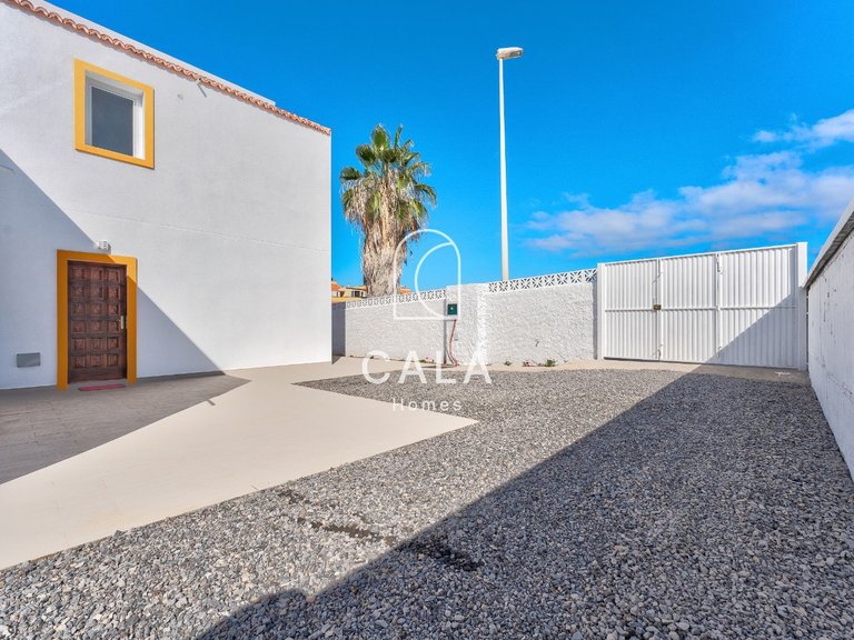 Villa for Sale in Puerto De Santiago, Tenerife 29