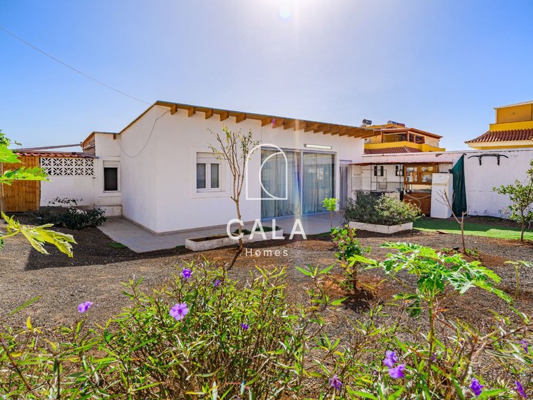 Villa for Sale in Puerto De Santiago, Tenerife 34