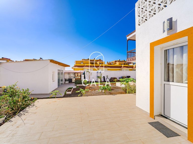 Villa for Sale in Puerto De Santiago, Tenerife 35