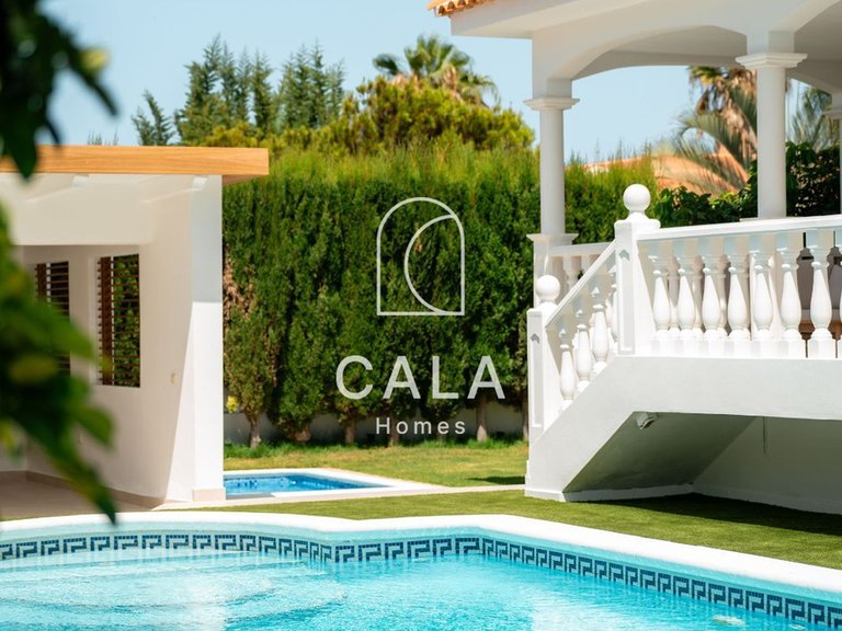 Villa for Sale in Costa Adeje, Tenerife 11