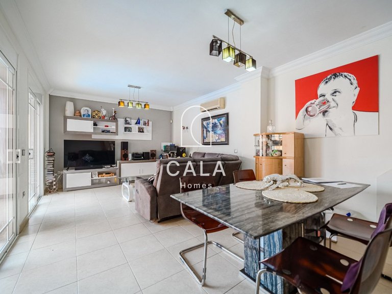 Villa for Sale in Playa De Los Cristianos, Tenerife 8