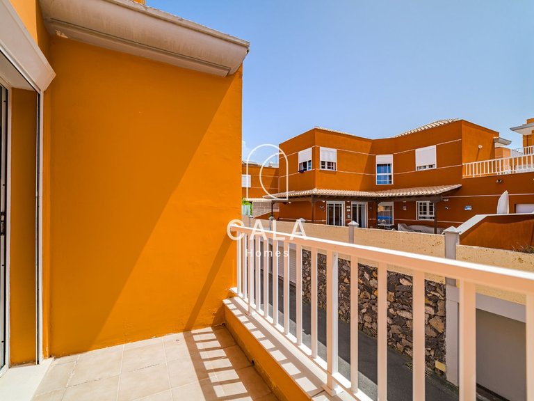 Villa for Sale in Playa De Los Cristianos, Tenerife 33