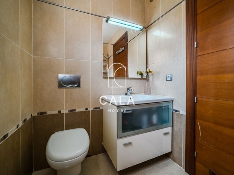 Villa for Sale in Playa De Los Cristianos, Tenerife 12