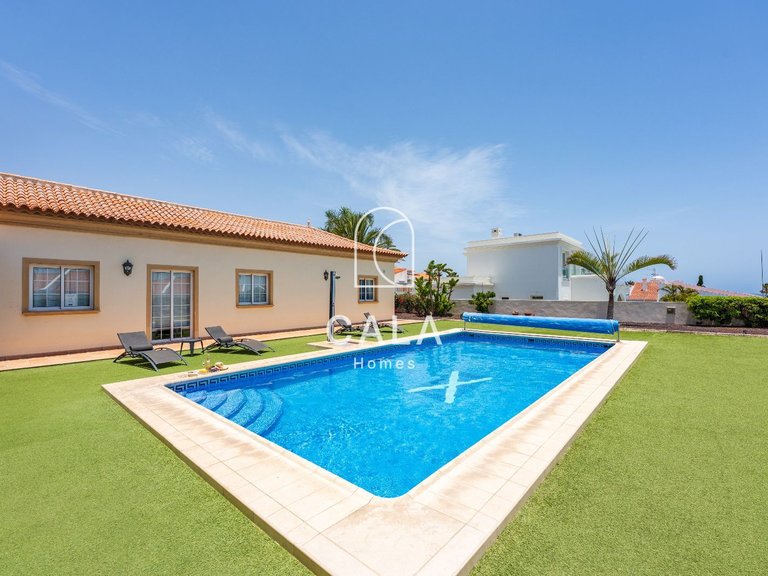 Villa for Sale in Golf Del Sur, Tenerife 6