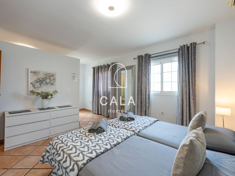 Villa for Sale in Golf Del Sur, Tenerife 25