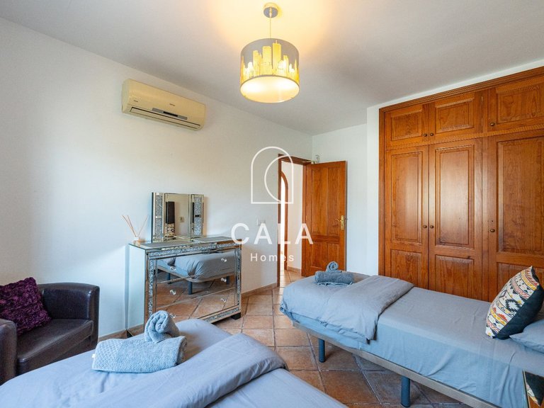 Villa for Sale in Golf Del Sur, Tenerife 31