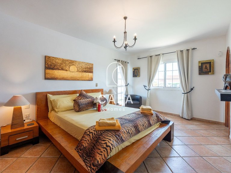 Villa for Sale in Golf Del Sur, Tenerife 38