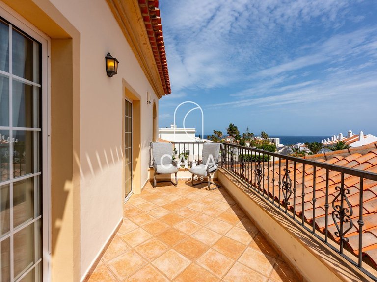 Villa for Sale in Golf Del Sur, Tenerife 44