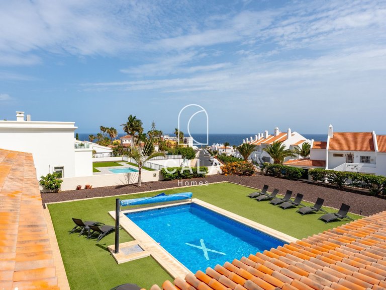 Villa for Sale in Golf Del Sur, Tenerife 2