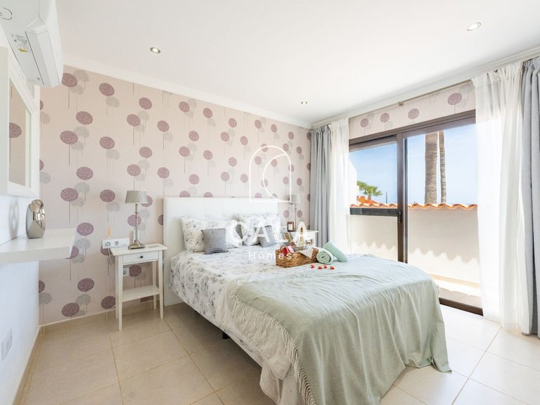 Villa for Sale in Amarilla Golf, Tenerife 30
