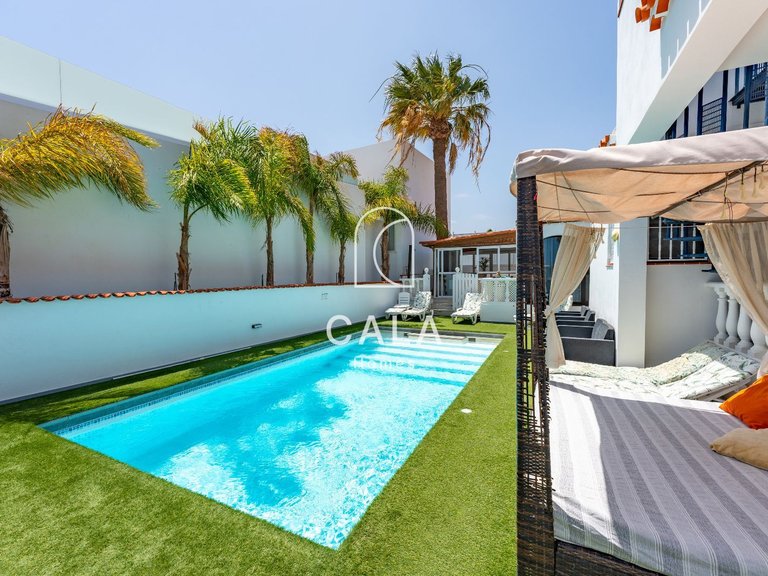 Villa for Sale in Amarilla Golf, Tenerife 5