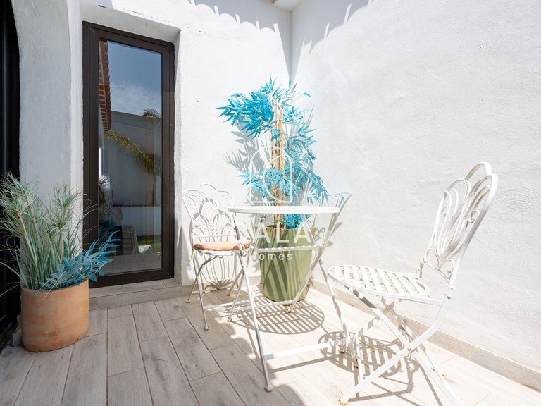 Villa for Sale in Amarilla Golf, Tenerife 12