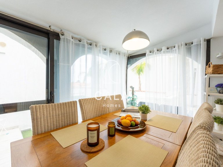 Villa for Sale in Amarilla Golf, Tenerife 11