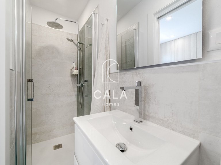 Apartment for Sale in Playa De Las Américas, Tenerife 13