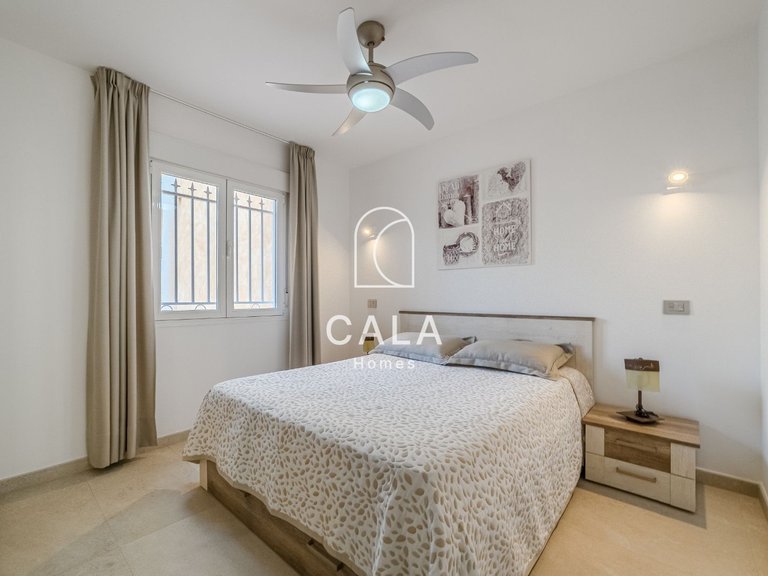 Apartment for Sale in Playa De Los Cristianos, Tenerife 13