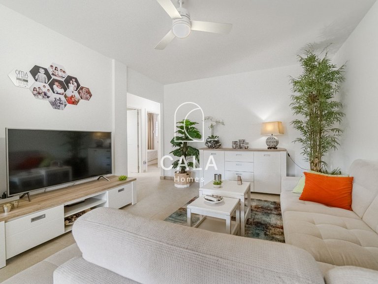 Apartment for Sale in Playa De Los Cristianos, Tenerife 16