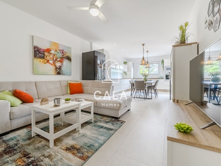 Apartment for Sale in Playa De Los Cristianos, Tenerife 17