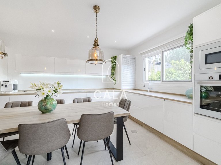 Apartment for Sale in Playa De Los Cristianos, Tenerife 20