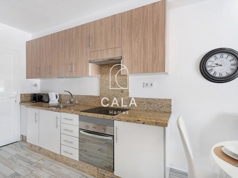Apartment for Sale in San Eugenio Alto, Tenerife 12