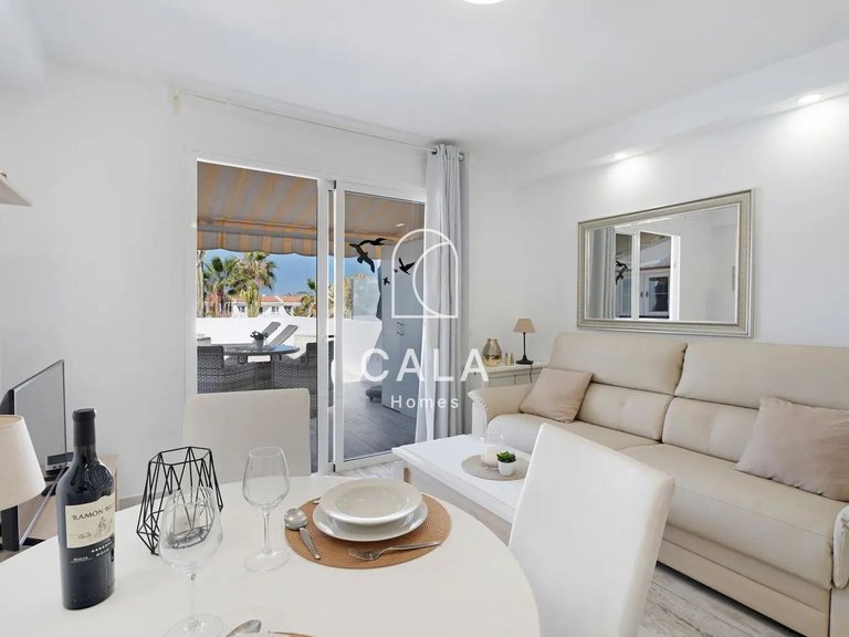 Apartment for Sale in San Eugenio Alto, Tenerife 16
